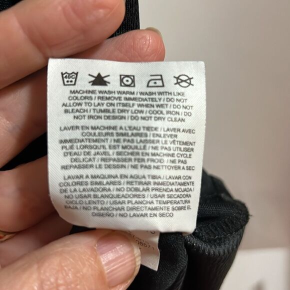 Nike youth boys Authentic Soccer size large Dri-fit black polyester shirt. - Picture 5 of 6